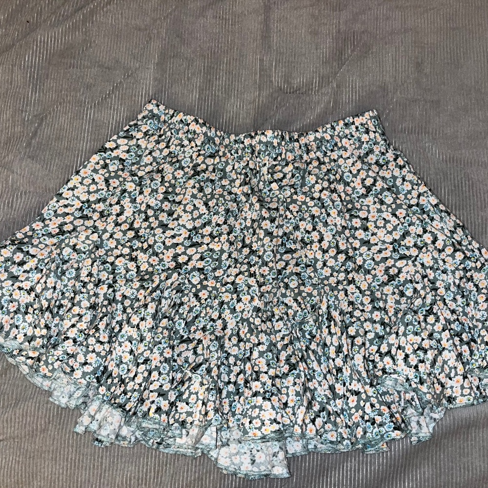 Aeropostale Floral Skirt